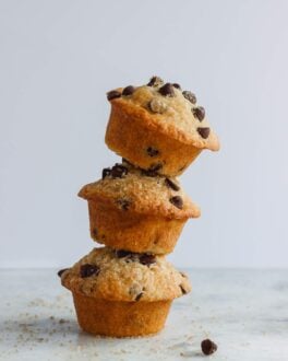 Classic chocolate chip muffins turned dairy free! They come together quickly and taste so good you wouldnt even know they are dairy free. #chocolatechipmuffins. Frostingandfettuccine.com
