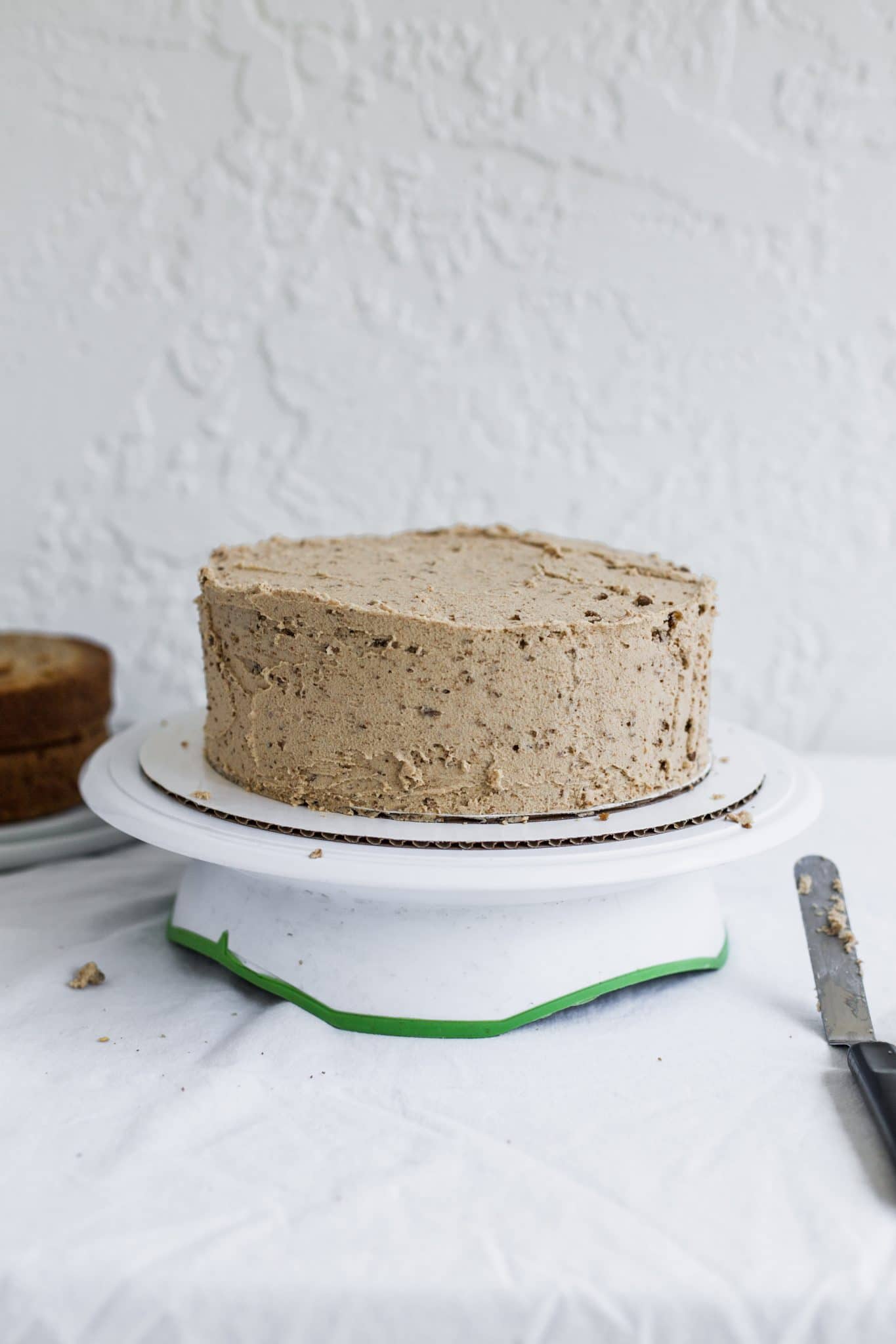 How to Bake & Stack a Two Tier Cake Frosting and Fettuccine