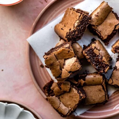 Easy One Bowl Brownies Recipe - 8 Ingredients and 10 Minutes!