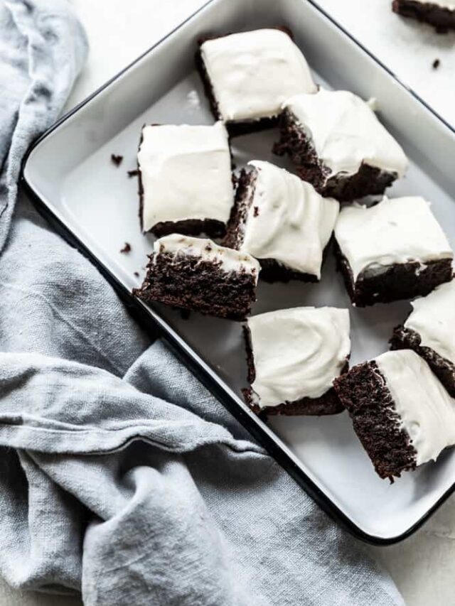 cropped-Brownies-with-cream-cheese-frosting-4.jpg