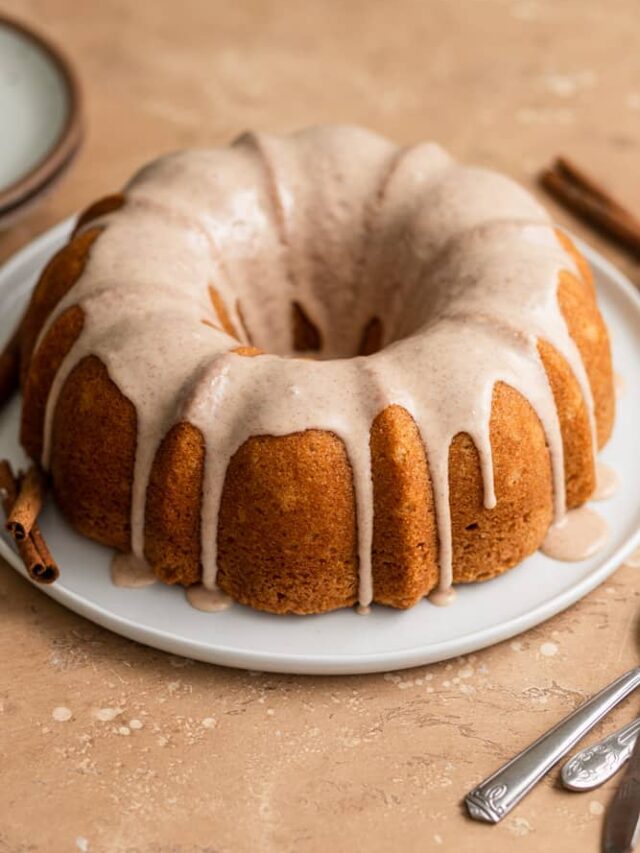 Easy Glazed Cinnamon Cake Recipe Frosting & Fettuccine