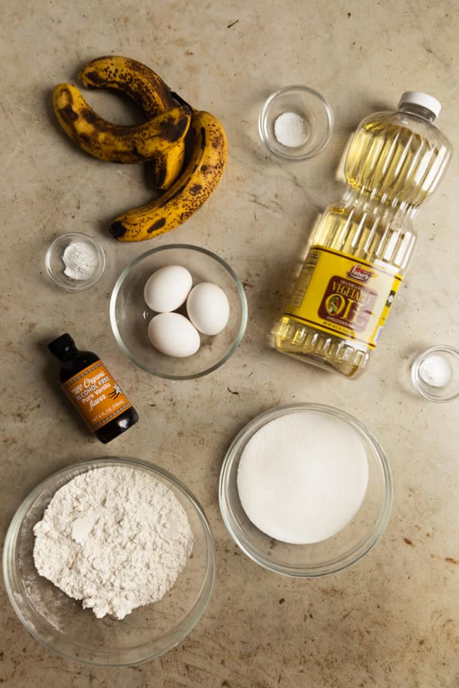 Ingredients for a banana cake with oil.