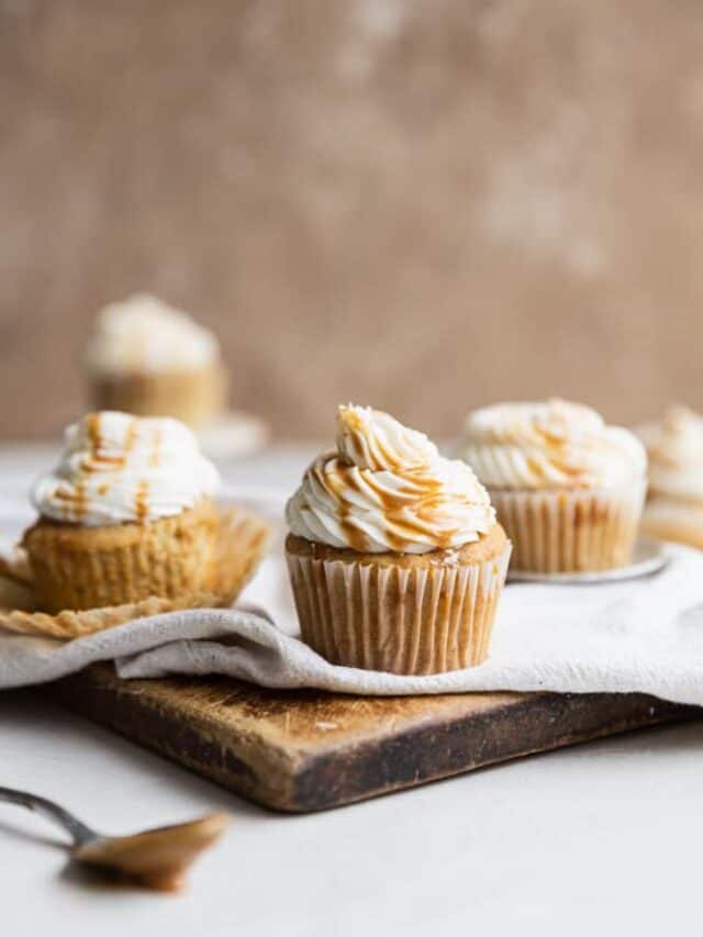 Easy & Fluffy Caramel Cupcakes Recipe Frosting & Fettuccine