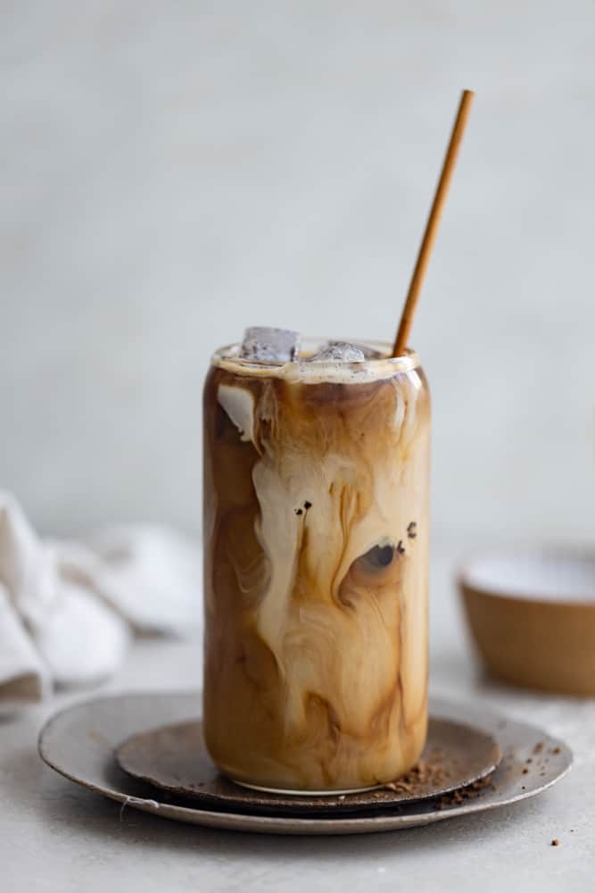 Simple Homemade Iced Cold Brew Latte