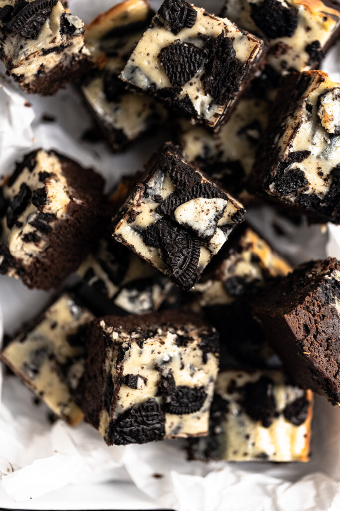 Creamy and Rich Oreo Cheesecake Brownies Frosting and Fettuccine
