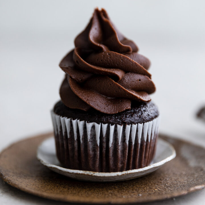 3 Minute Chocolate Fudge Frosting Frosting and Fettuccine