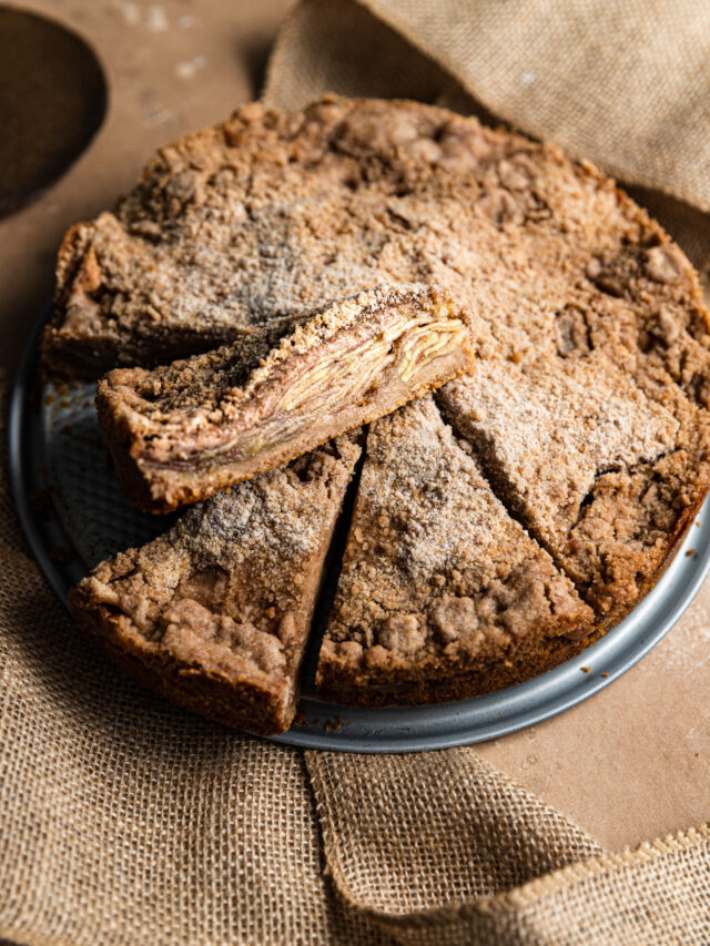 Graham Cracker Crust Apple Pie with Streusel Frosting & Fettuccine