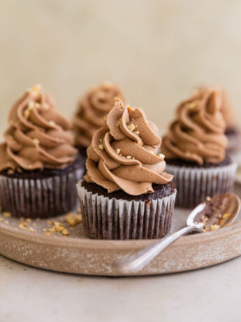 Frosted Nutella Cupcakes
